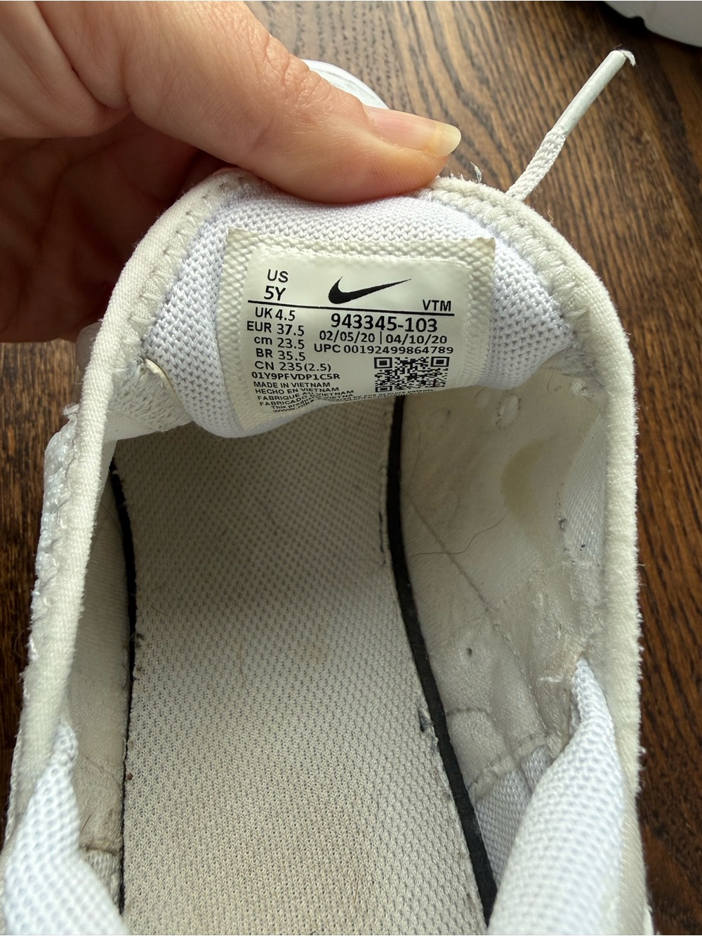 Nike Air Max 270 - Picture 5 of 6